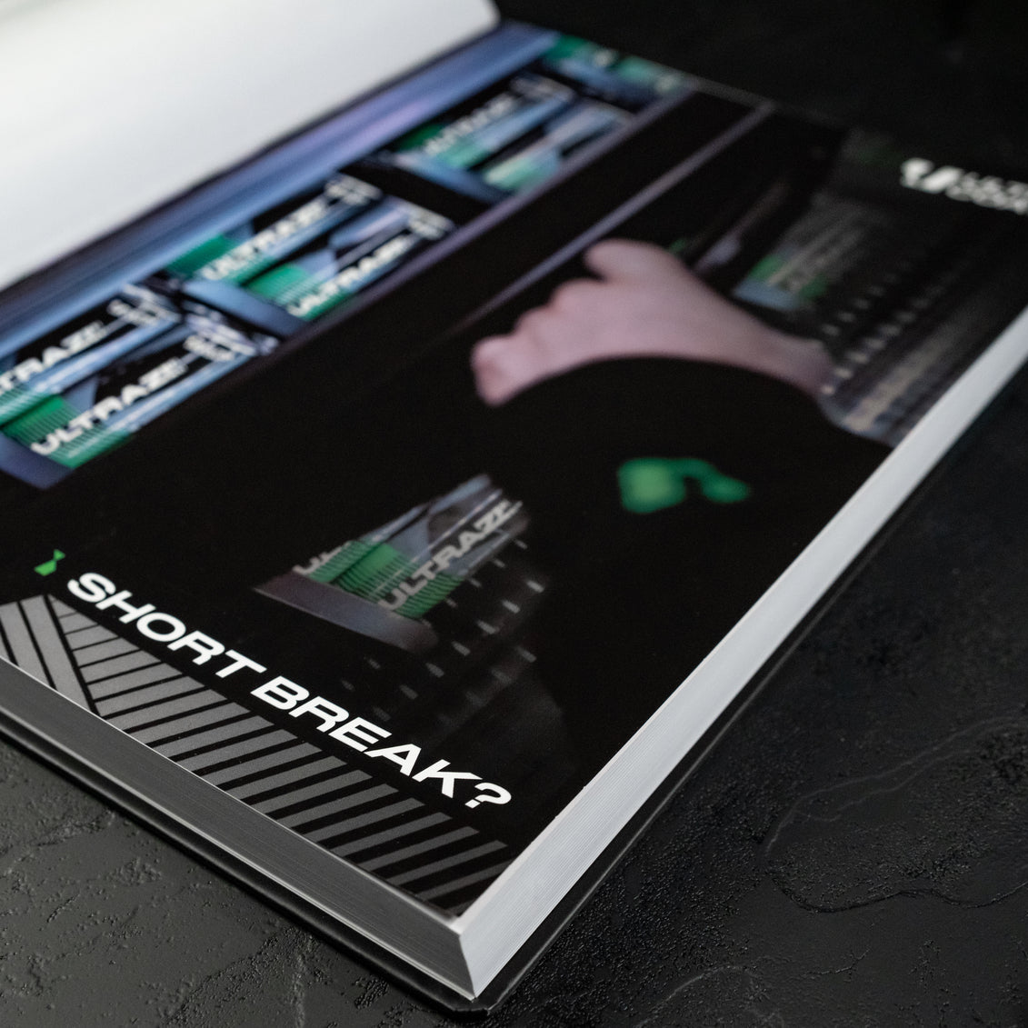 Open ULTRACOAT PRO 2026 calendar – inside pages